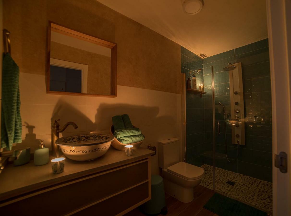 Triana Boho Chic Wifi Apartment Sevilla Bagian luar foto