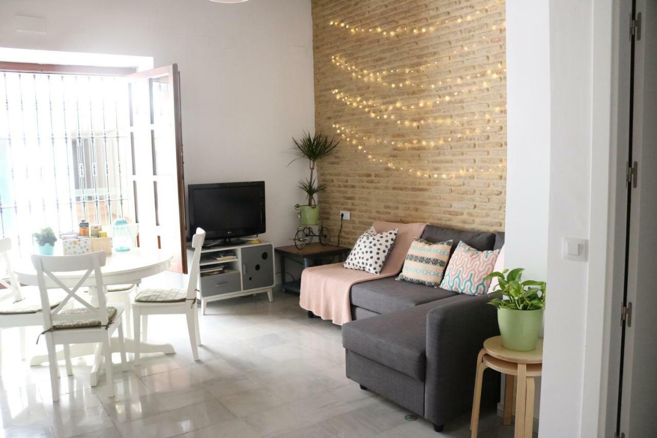 Triana Boho Chic Wifi Apartment Sevilla Bagian luar foto